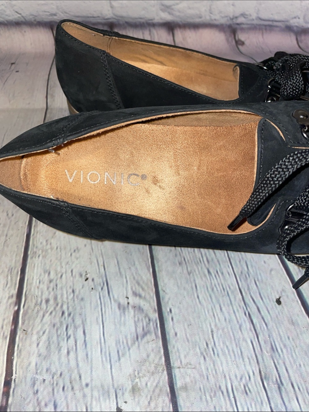 Vionic Black Lace-Up Chunky Loafers • Sz 7 - Picture 2 of 10